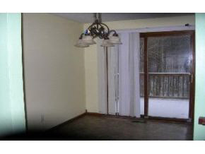 2910 South Garrison Chapel Road Bloomington, IN 47403 - Photo 3 of 16 Gallery Image 3