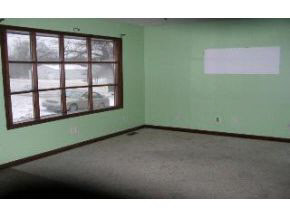 2910 South Garrison Chapel Road Bloomington, IN 47403 - Photo 4 of 16 Gallery Image 4
