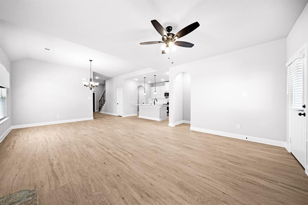 306 Maltese Red Oak, TX 75154 - Photo 13 of 37 DSC06365