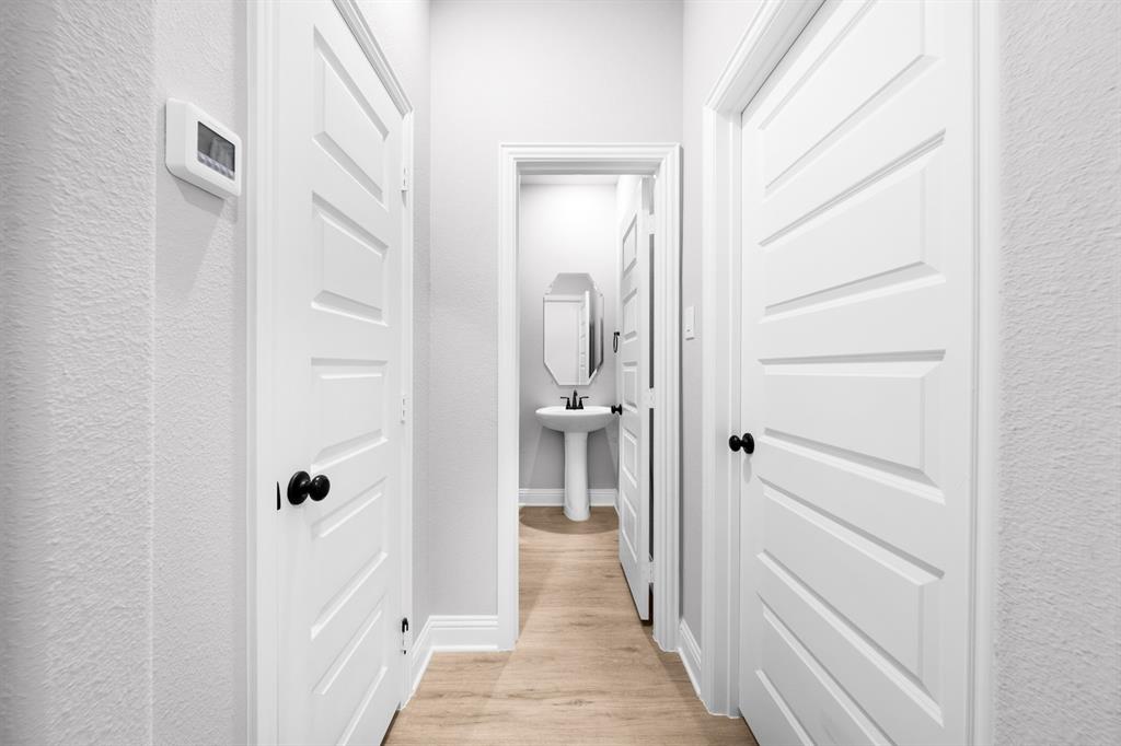 306 Maltese Red Oak, TX 75154 - Photo 22 of 37 DSC06410