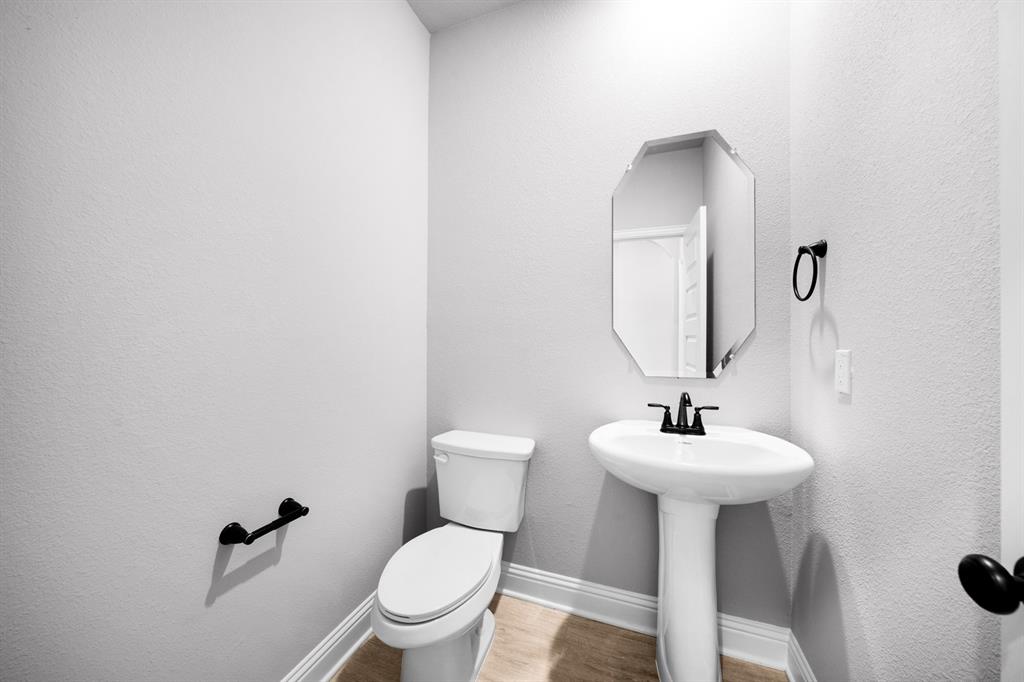 306 Maltese Red Oak, TX 75154 - Photo 23 of 37 DSC06414