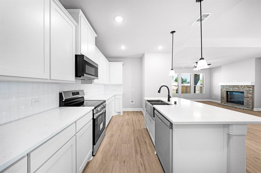 306 Maltese Red Oak, TX 75154 - Photo 8 of 37 DSC06340