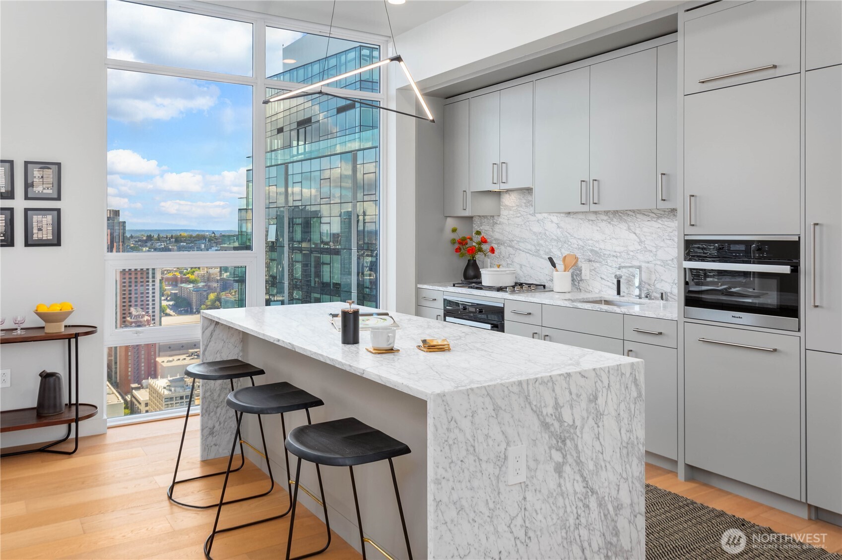 121 Stewart Street, Unit 3402 Seattle, WA 98101 - Photo 5 of 18