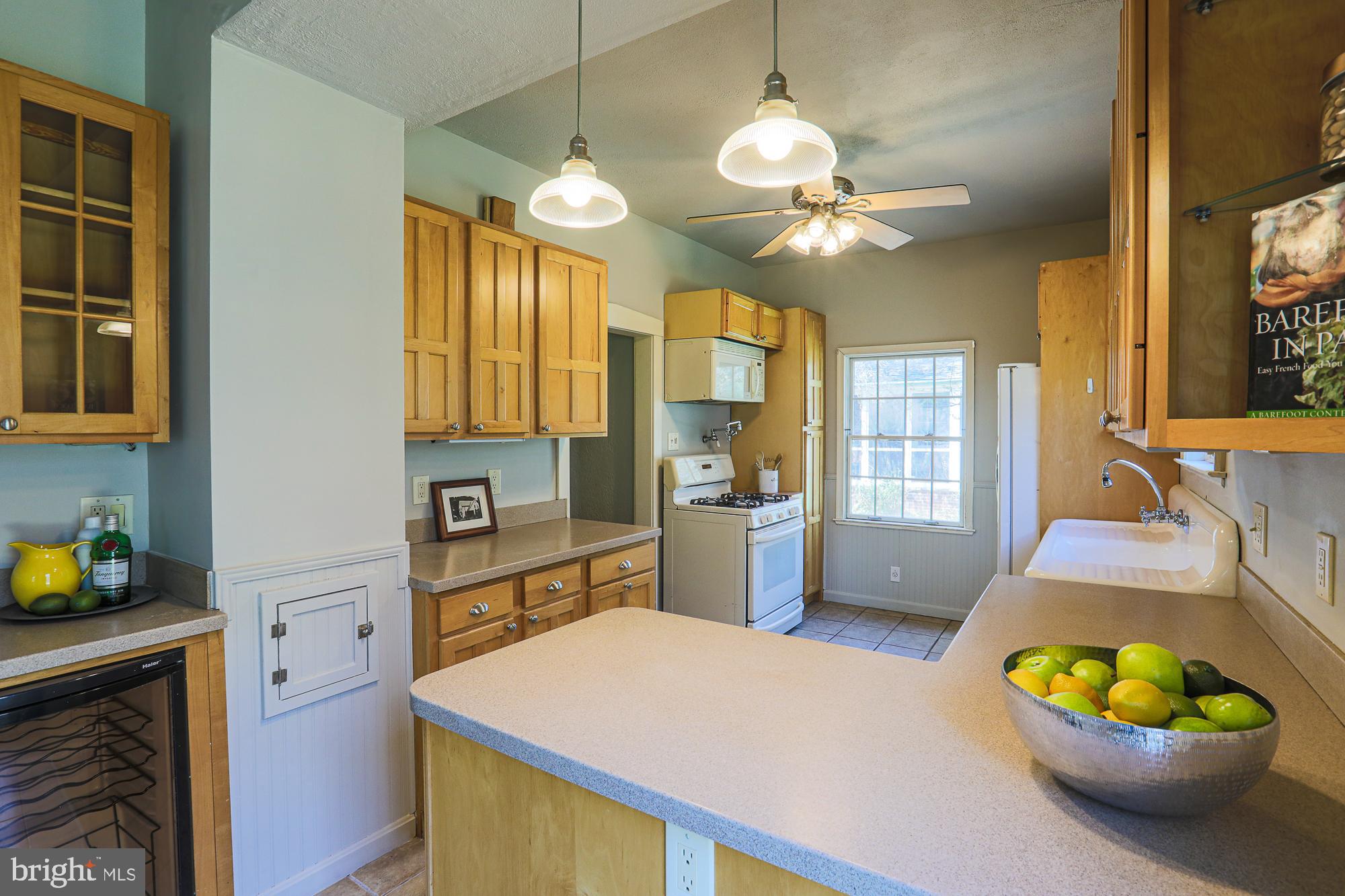 425 Nottingham Road Baltimore, MD 21229 - Photo 20 of 70 Kitchen