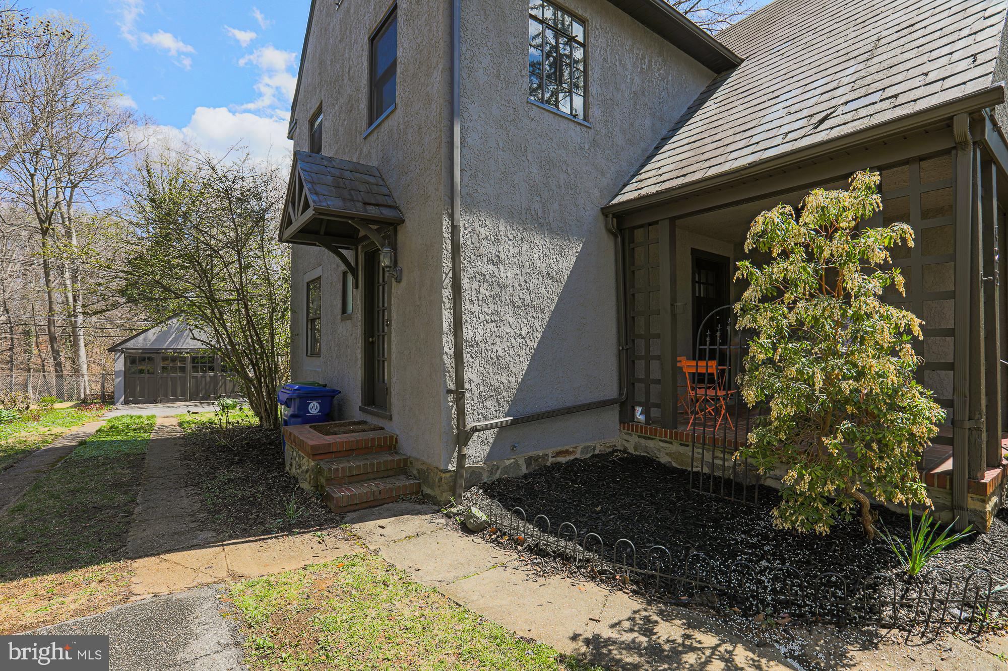 425 Nottingham Road Baltimore, MD 21229 - Photo 70 of 70 Side Entrance