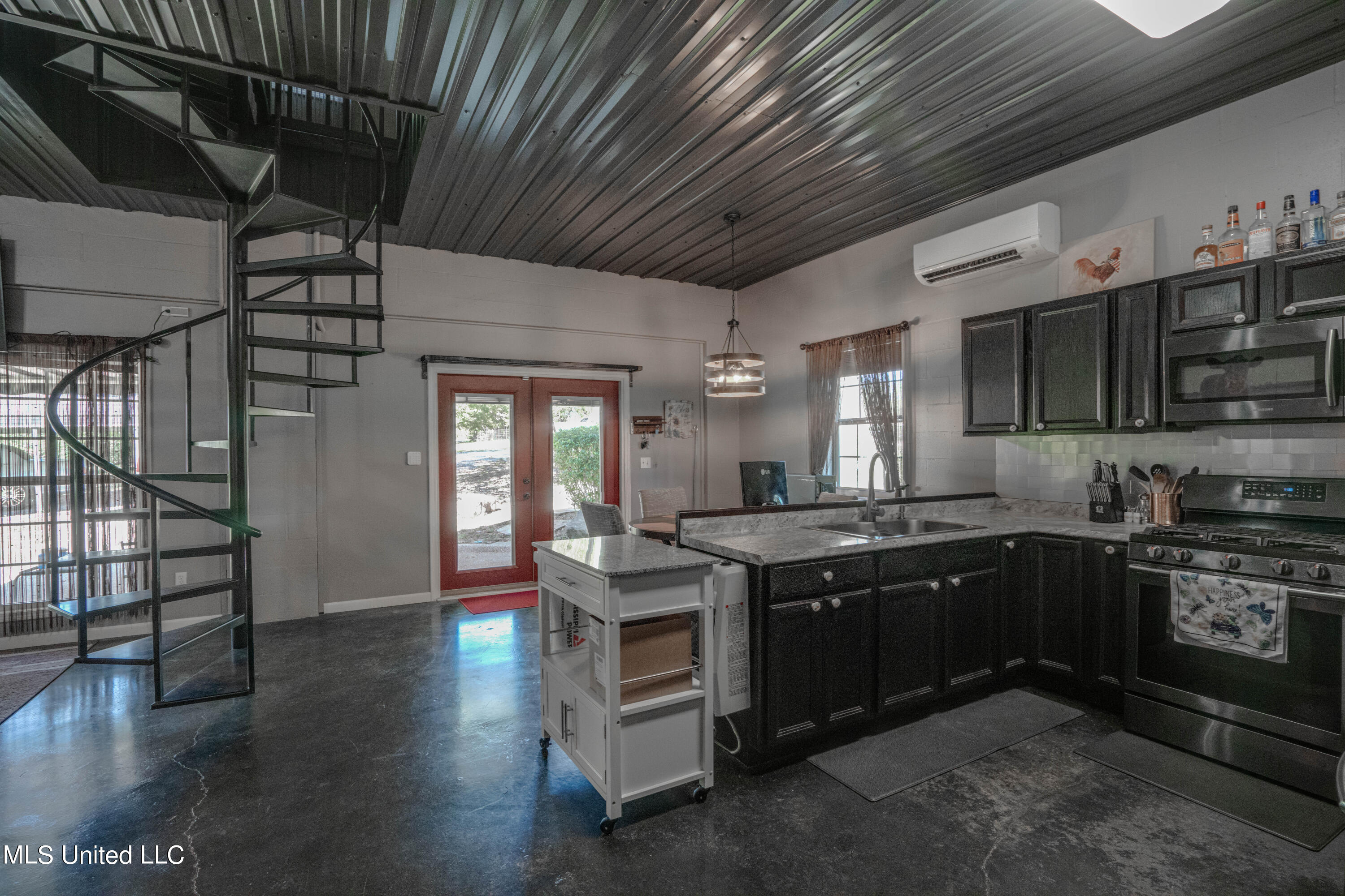 24752 Tally Shaw Road Perkinston, MS 39573 - Photo 4 of 39 Talley Shaw Rd-12