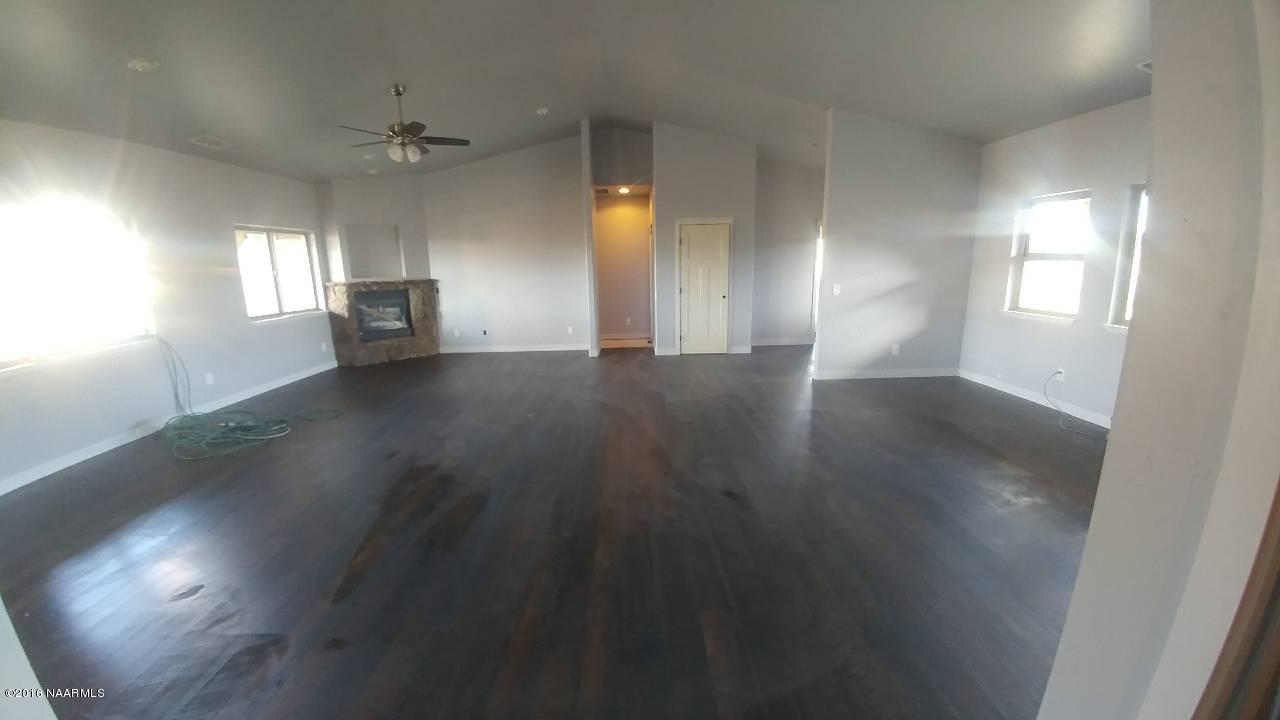 9928 North Bryant Road Flagstaff, AZ 86004 - Photo 6 of 19 IMG_0311