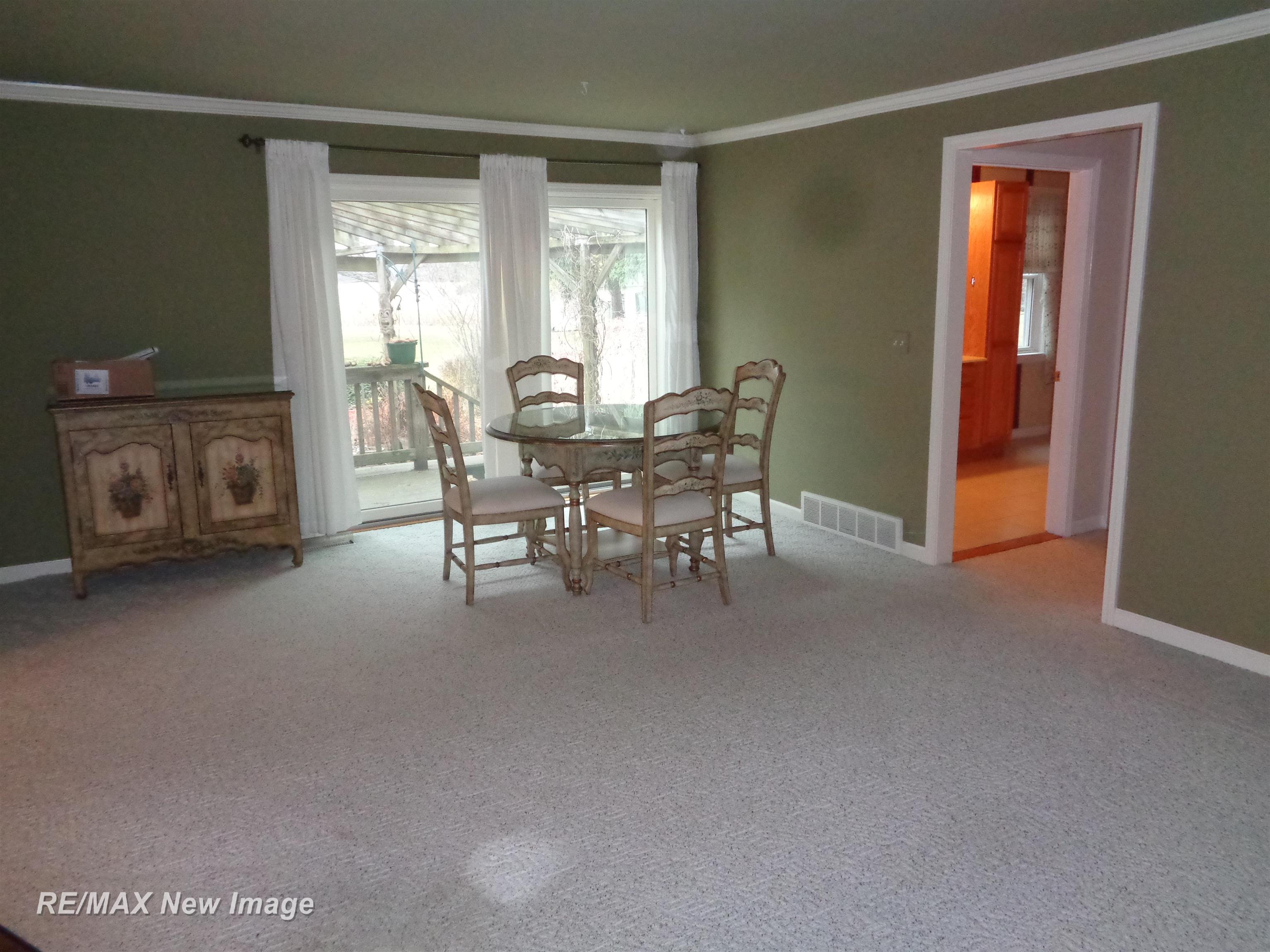11315 Dice Road Freeland, MI 48623 - Photo 8 of 48