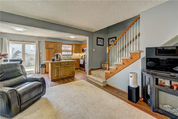 $219,999 | 1633 Southwest Highland Drive, Lee's Summit, MO 64081