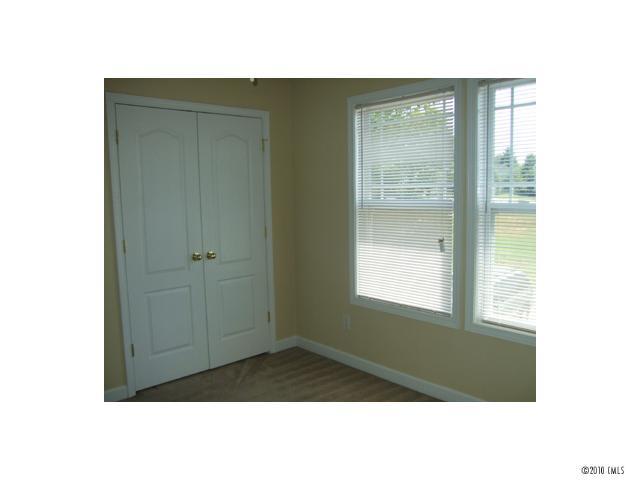 12823 Windyedge Road, Unit B Huntersville, NC 28078 - Photo 8 of 11 Gallery Image 8