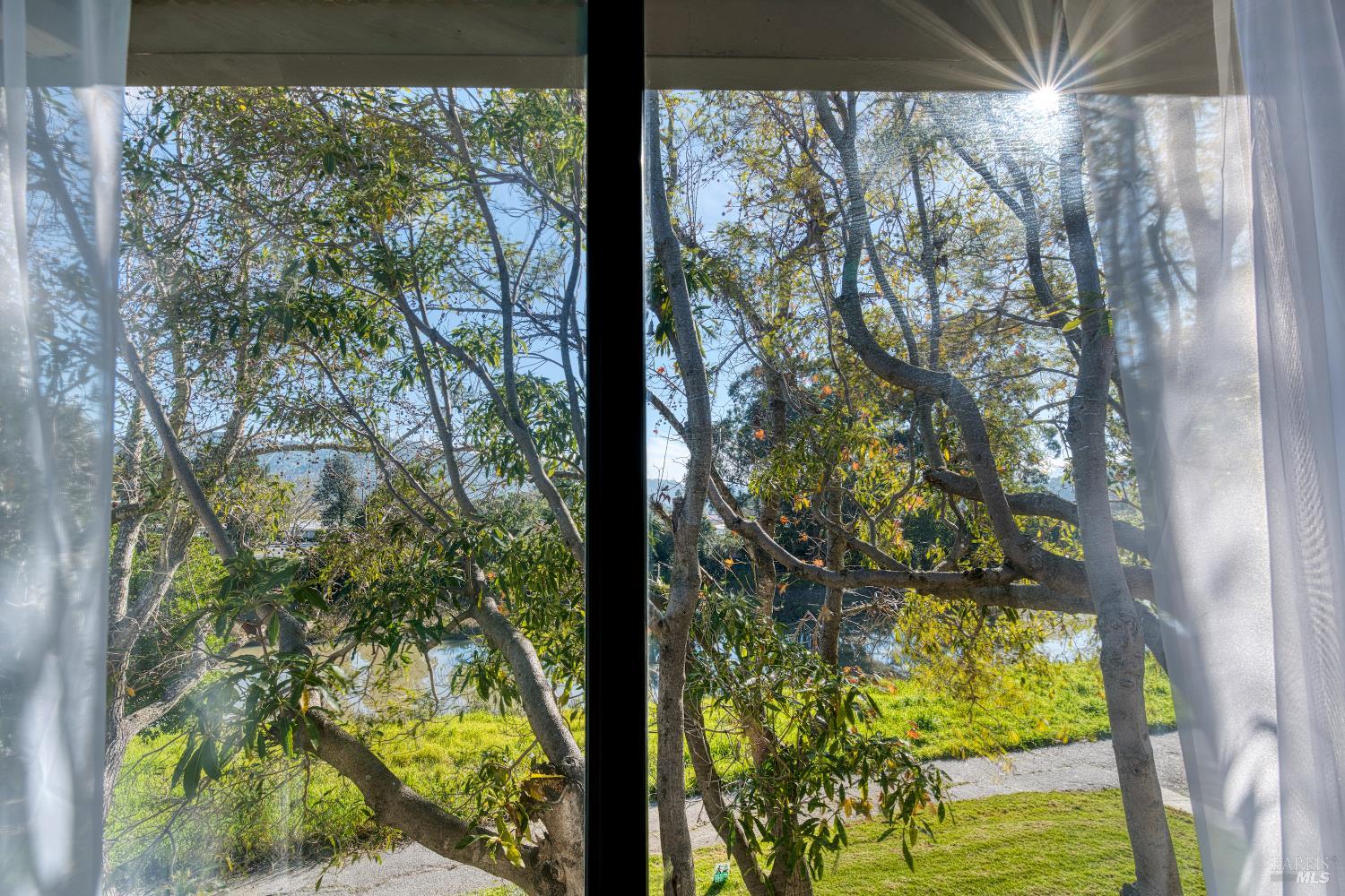 29 Keel Court San Rafael, CA 94903 - Photo 13 of 26