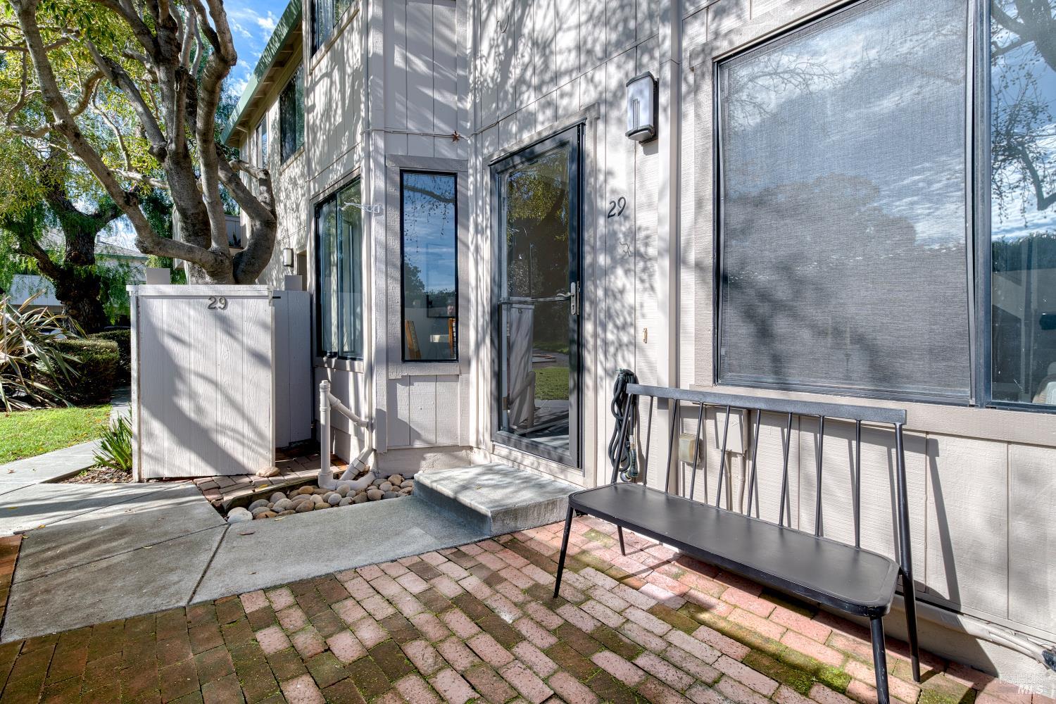 29 Keel Court San Rafael, CA 94903 - Photo 2 of 26