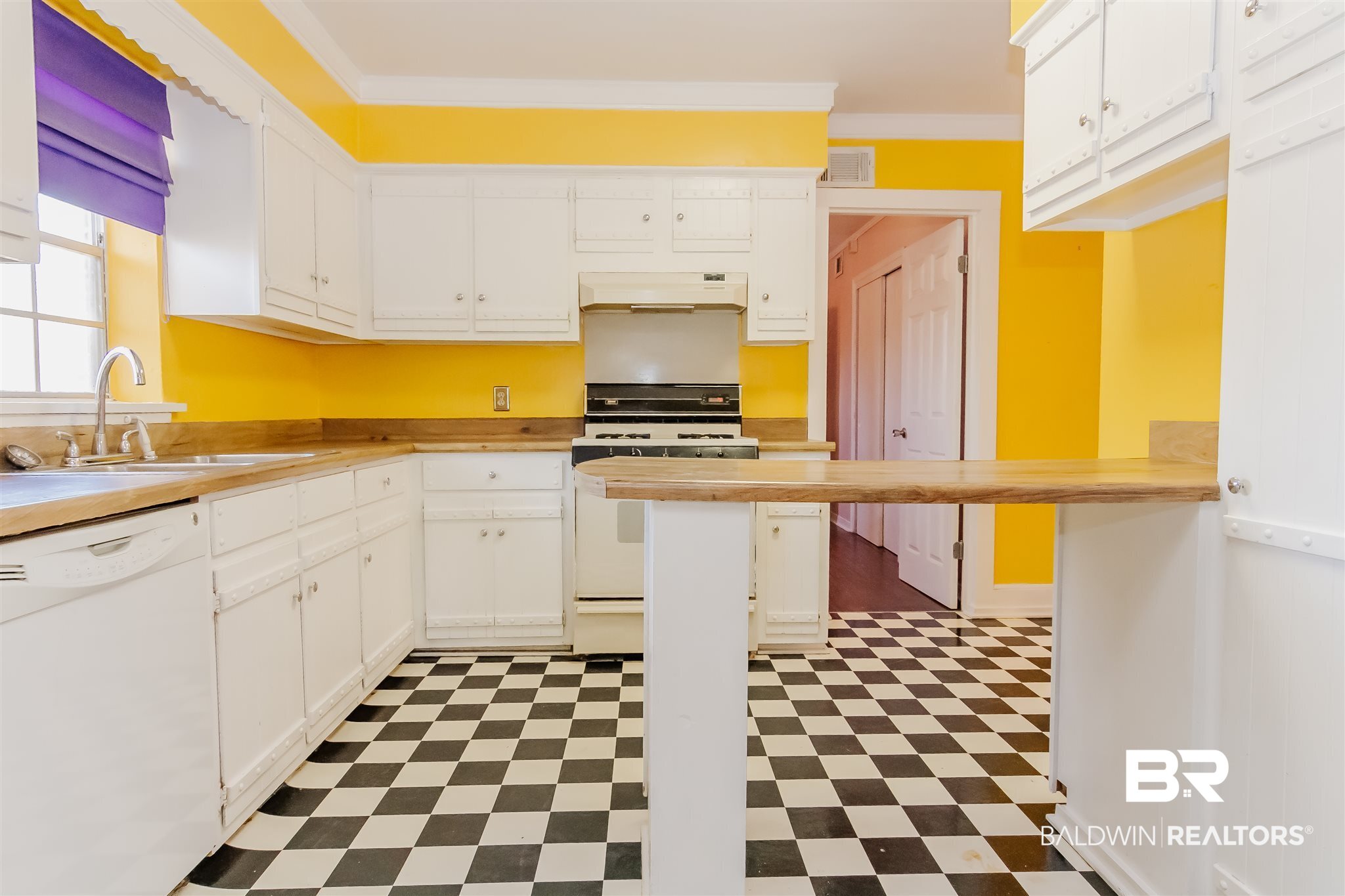 5216 Ferndale Avenue Mobile, AL 36618 - Photo 11 of 35