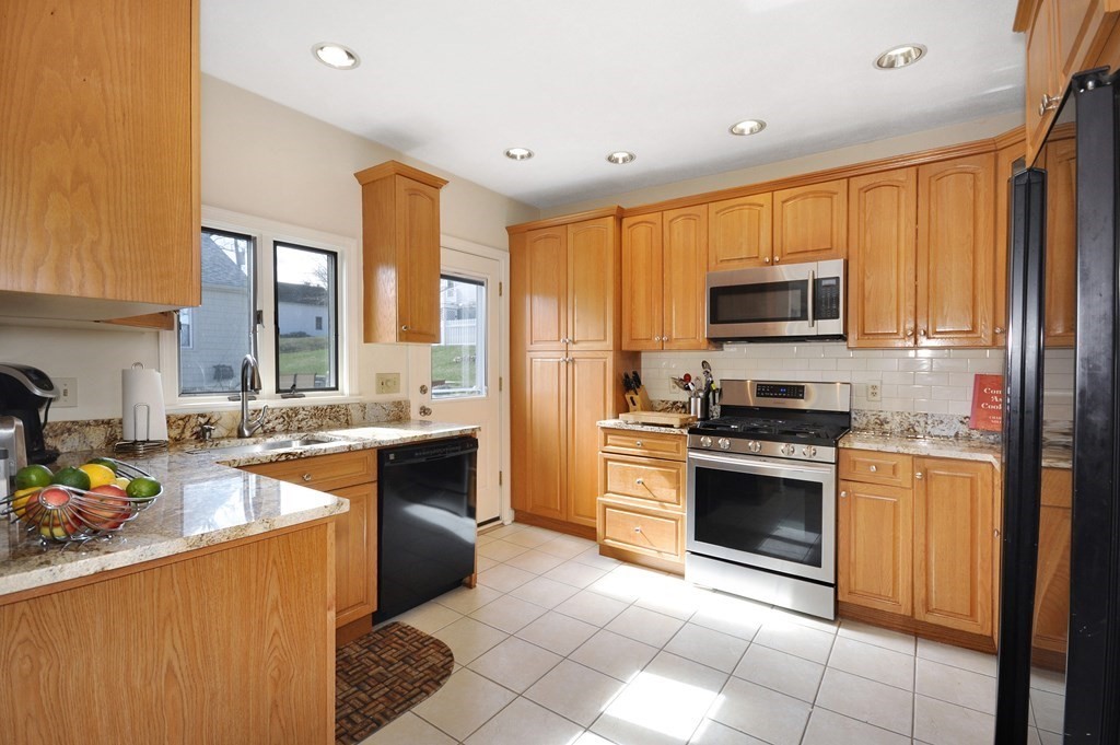 82 Menotomy Road Arlington, MA 02476 - Photo 14 of 38 Gallery Image 14