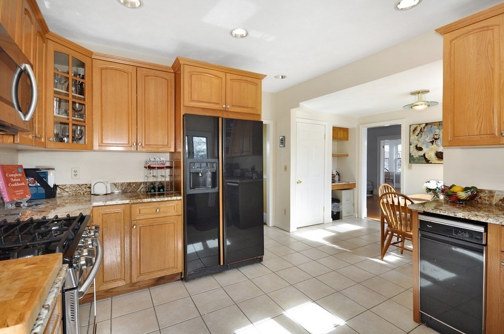 82 Menotomy Road Arlington, MA 02476 - Photo 15 of 38 Gallery Image 15