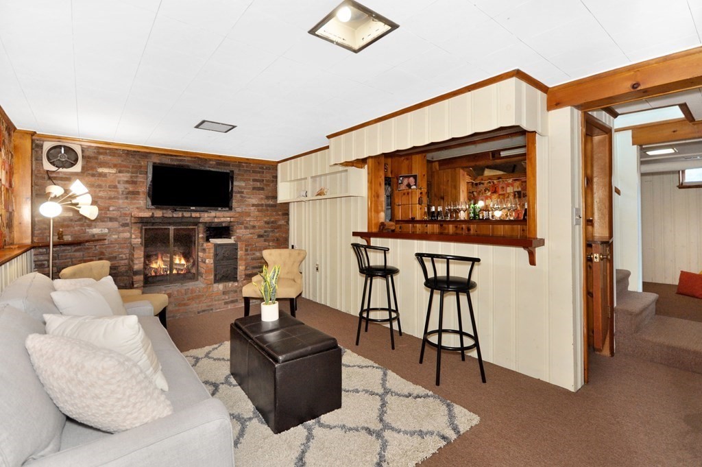 82 Menotomy Road Arlington, MA 02476 - Photo 30 of 38 Gallery Image 30