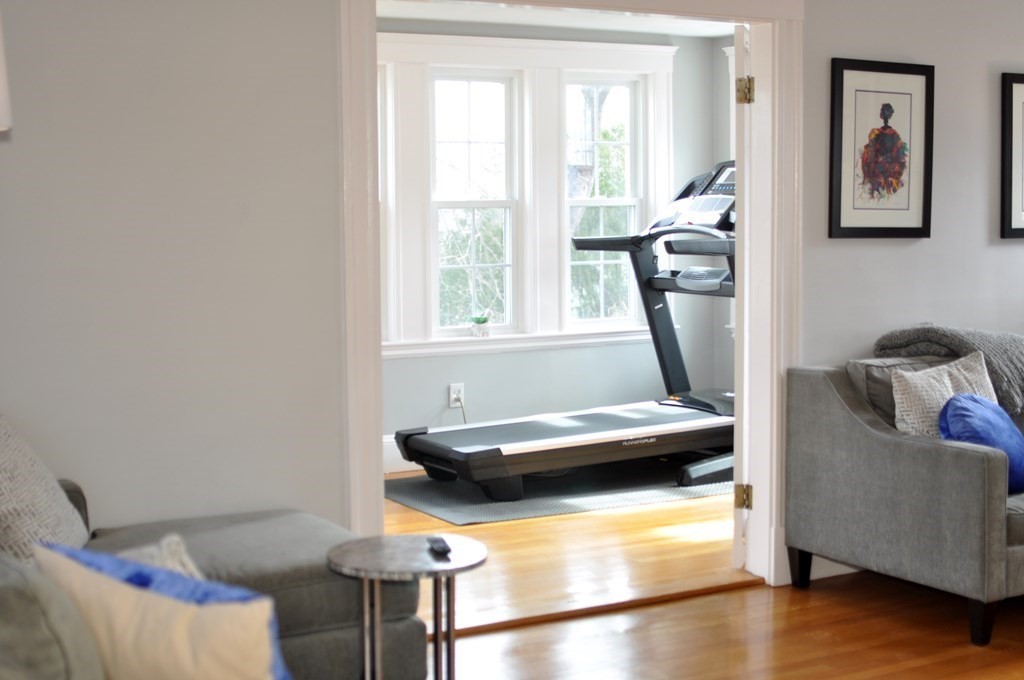 82 Menotomy Road Arlington, MA 02476 - Photo 10 of 38 Gallery Image 10