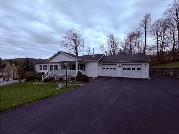 $289,900 | 115 Adam Drive, Blossburg, PA 16912