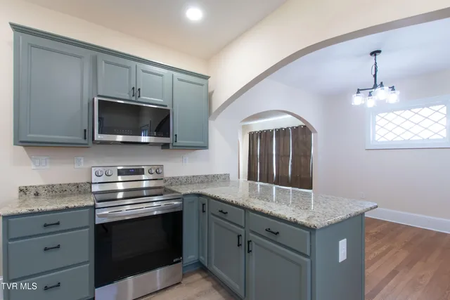 $325,000 | 407-409 Poplar Street, Unit PT19, Bristol, TN 37620