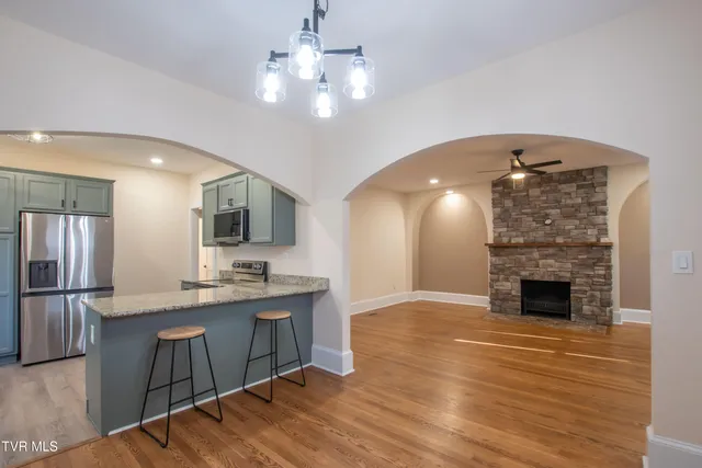 $325,000 | 407-409 Poplar Street, Unit PT19, Bristol, TN 37620