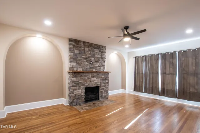 $325,000 | 407-409 Poplar Street, Unit PT19, Bristol, TN 37620