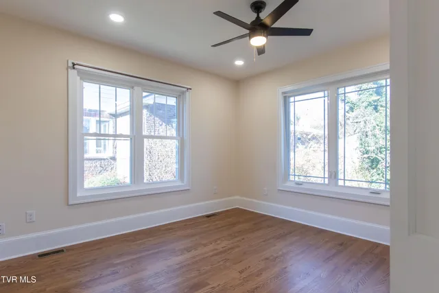 $325,000 | 407-409 Poplar Street, Unit PT19, Bristol, TN 37620