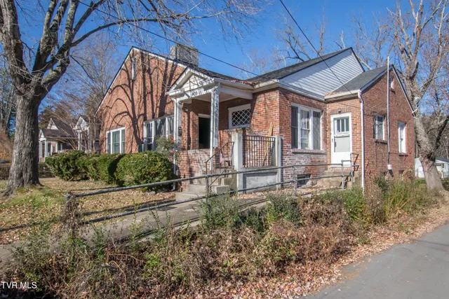 $325,000 | 407-409 Poplar Street, Unit PT19, Bristol, TN 37620