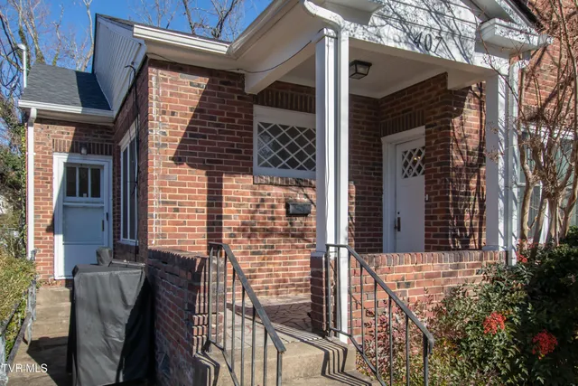 $325,000 | 407-409 Poplar Street, Unit PT19, Bristol, TN 37620
