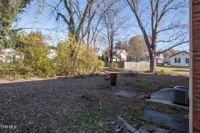 $325,000 | 407-409 Poplar Street, Unit PT19, Bristol, TN 37620