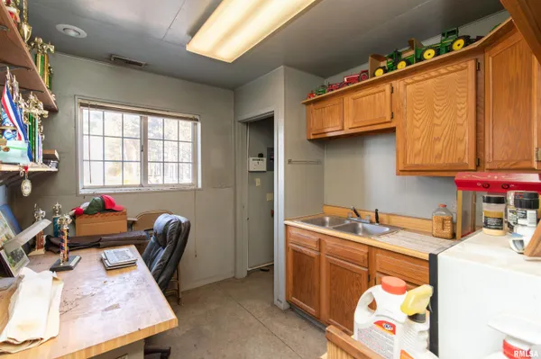 $524,900 | 29126 Cr 2100 Street North, Forest City, IL 61532