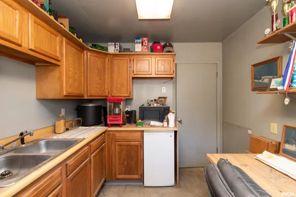 $524,900 | 29126 Cr 2100 Street North, Forest City, IL 61532