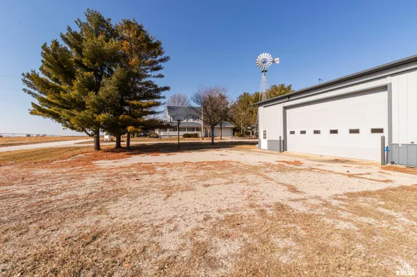 $524,900 | 29126 Cr 2100 Street North, Forest City, IL 61532