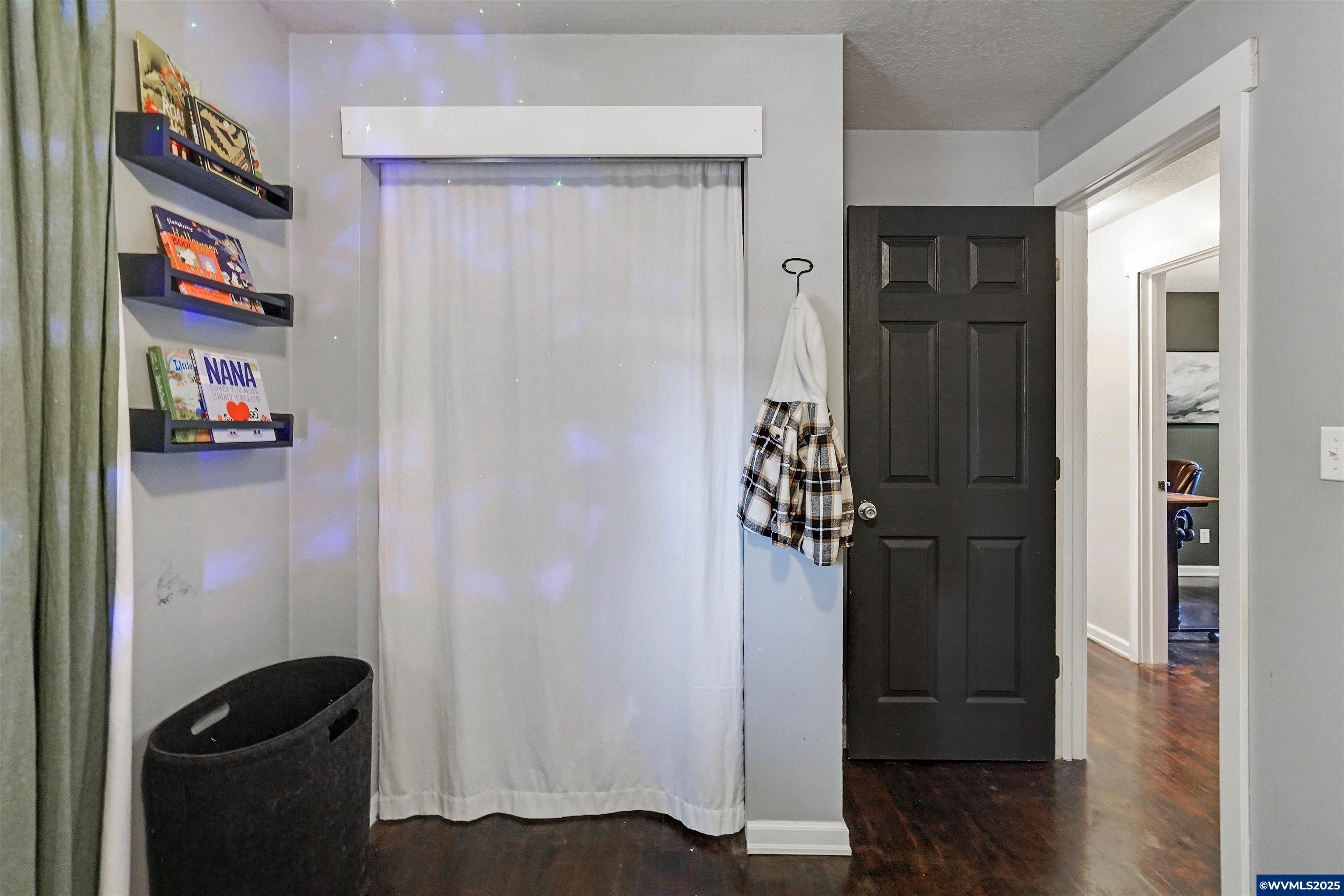 762 Bentley Street East Monmouth, OR 97361 - Photo 22 of 34 Gallery Image 22