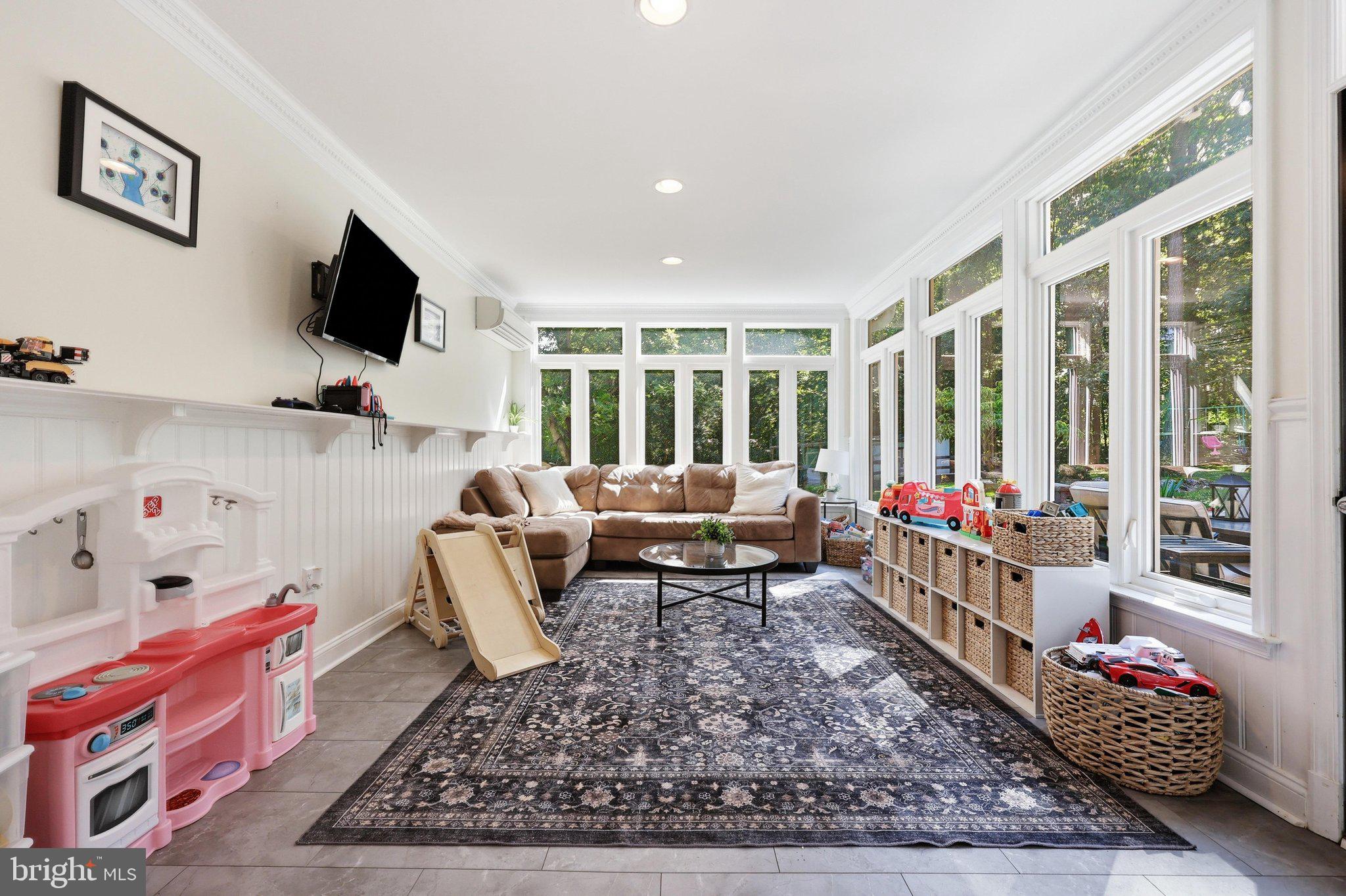 12245 Warner Road Keymar, MD 21757 - Photo 18 of 70 Sun Room