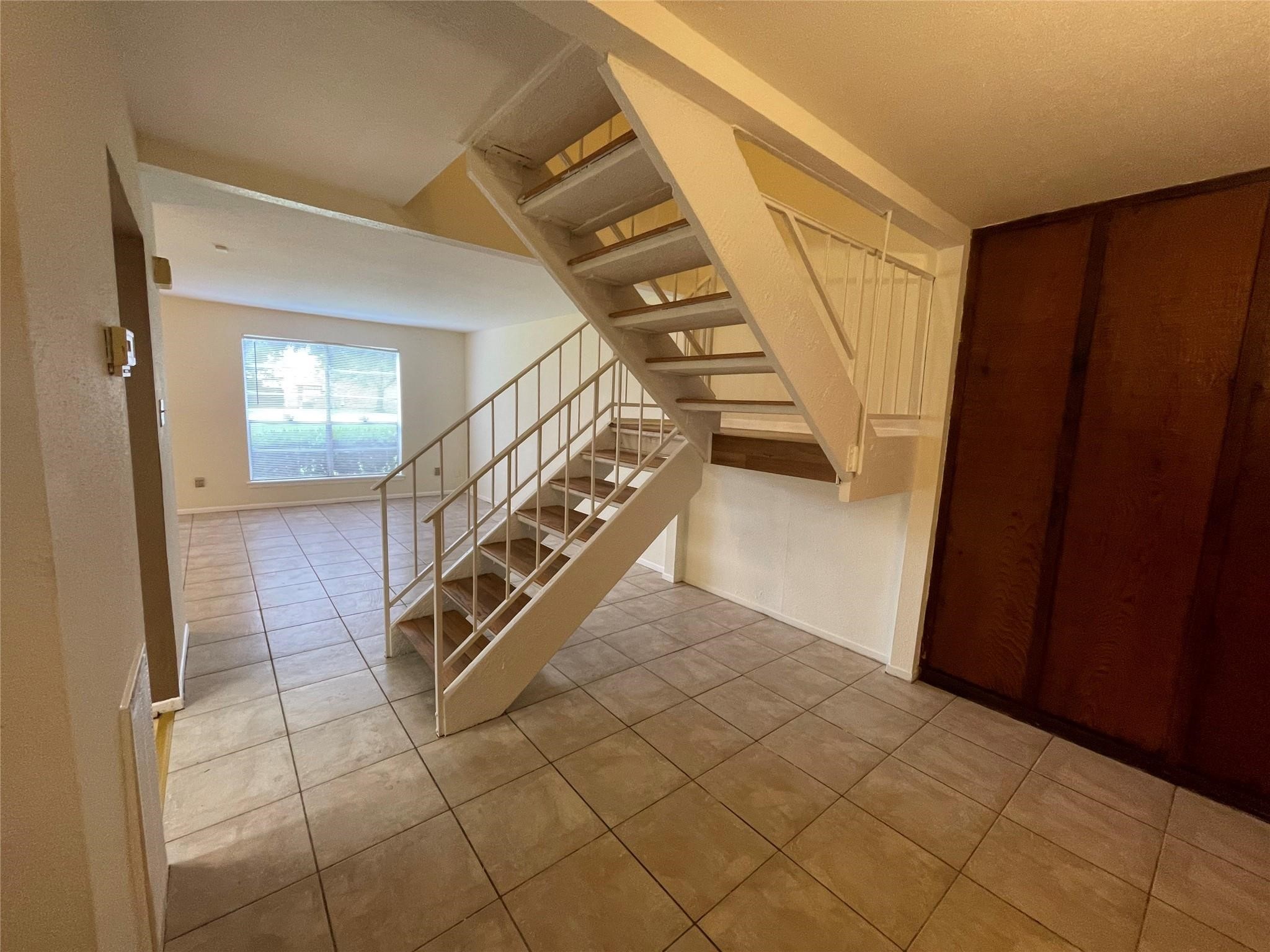 4079 Young Street Pasadena, TX 77504 - Photo 4 of 23