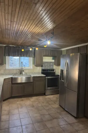 $210,000 | 49100 Fairchild Road, Macomb, MI 48042