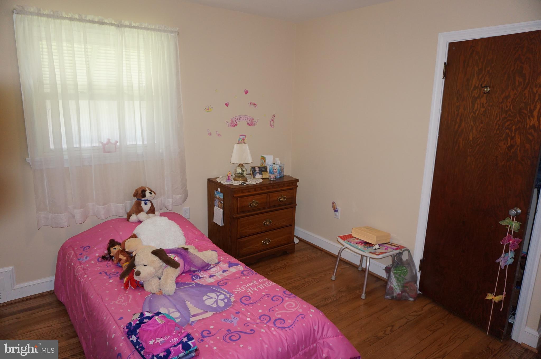 845 Clearmount Road York, PA 17403 - Photo 12 of 25 Gallery Image 12