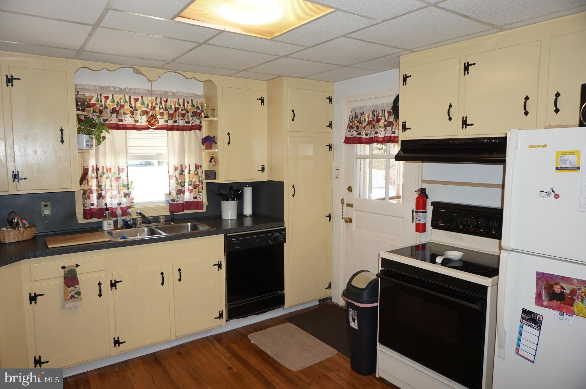 845 Clearmount Road York, PA 17403 - Photo 9 of 25 Gallery Image 9