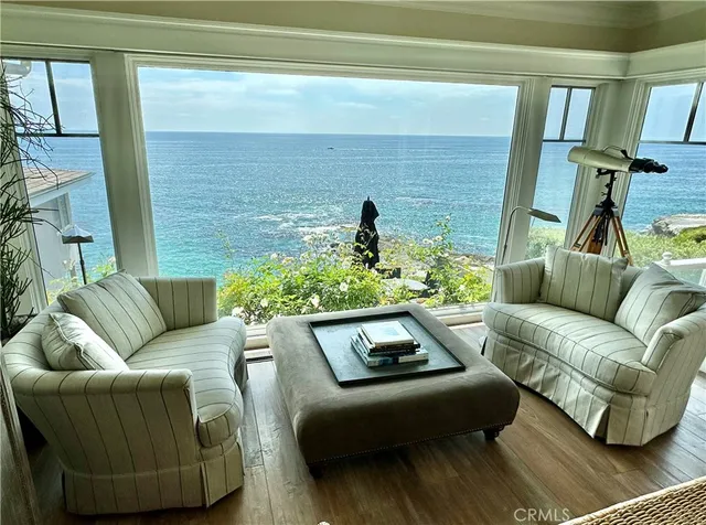 $8,999,000 | 31678 Seacove Drive, Laguna Beach, CA 92651