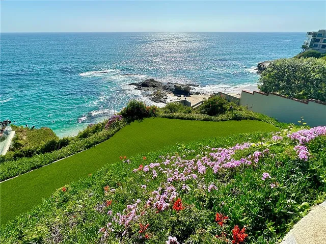 $8,999,000 | 31678 Seacove Drive, Laguna Beach, CA 92651