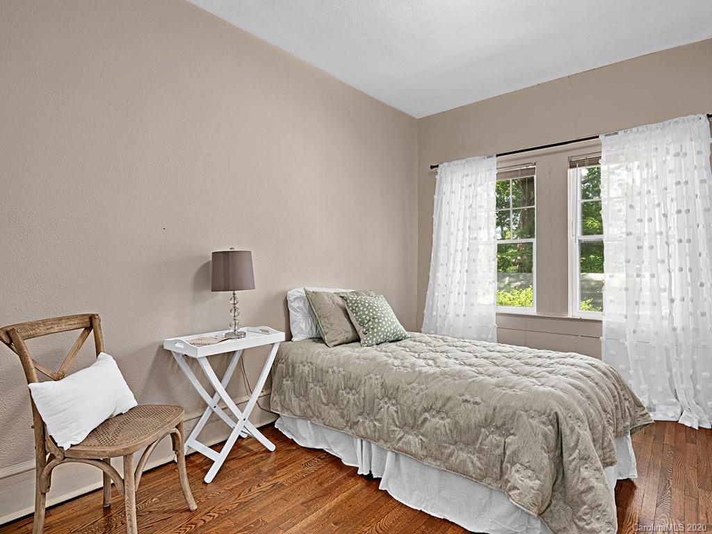 125 Naples Road Asheville, NC 28804 - Photo 13 of 25 Gallery Image 13