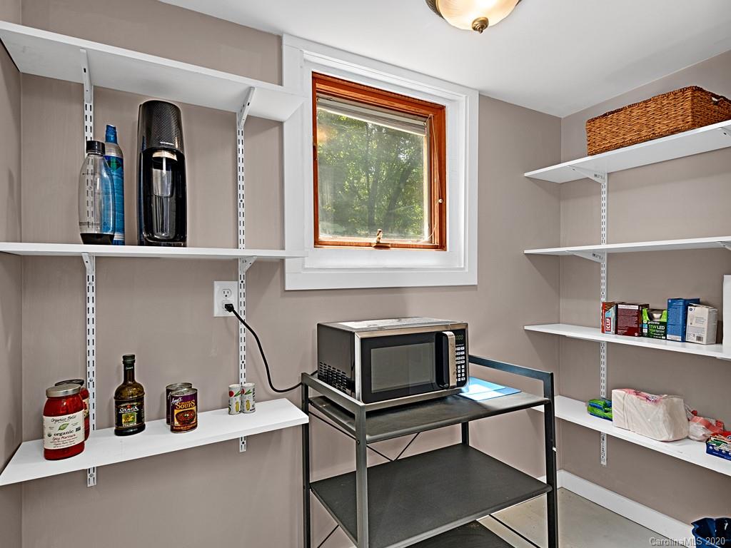 125 Naples Road Asheville, NC 28804 - Photo 19 of 25 Gallery Image 19