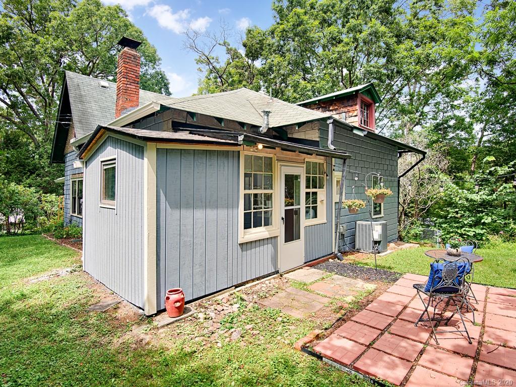 125 Naples Road Asheville, NC 28804 - Photo 20 of 25 Gallery Image 20
