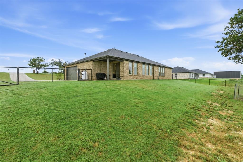 8800 Prather Road Springtown, TX 76082 - Photo 36 of 40