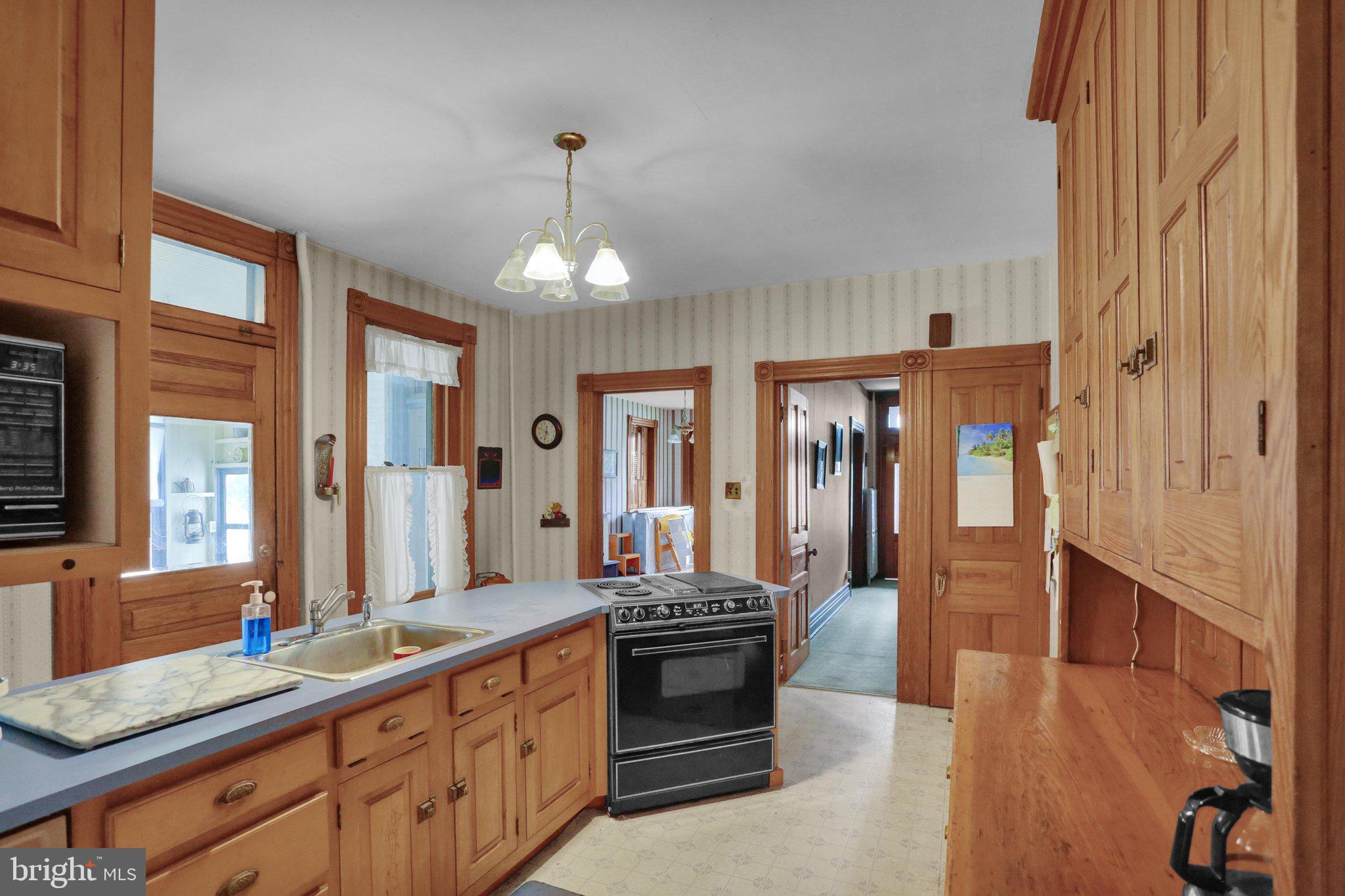 15179 Kutztown Road Kutztown, PA 19530 - Photo 10 of 38 E26A1187