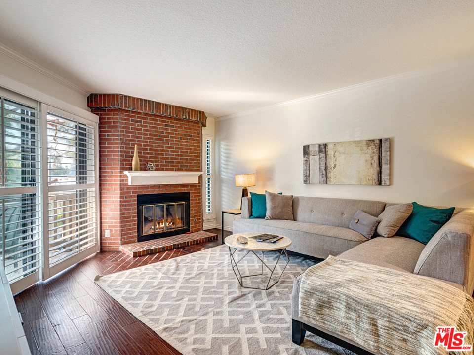 8512 Tuscany Avenue, Unit 303 Playa del Rey, CA 90293 - Photo 2 of 29