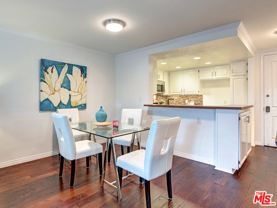 8512 Tuscany Avenue, Unit 303 Playa del Rey, CA 90293 - Photo 8 of 29