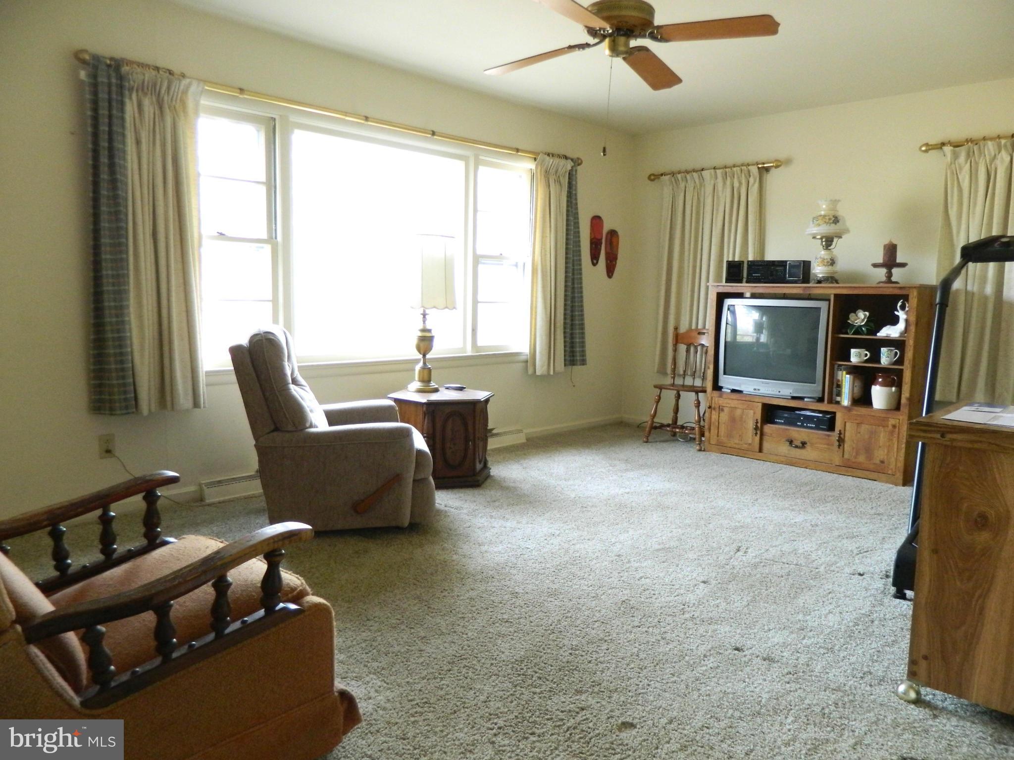 21877 Point Lookout Road Leonardtown, MD 20650 - Photo 12 of 19 Family Room