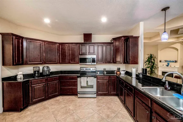 $499,900 | 3273 McMillan Creek Drive, Milton, FL 32583