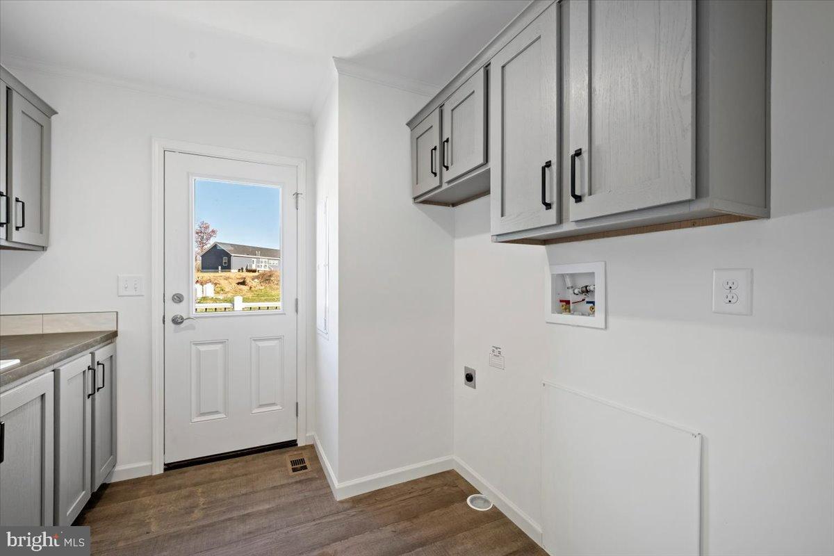 1412 Heytesbury Road Walnutport, PA 18088 - Photo 29 of 39 a view of an entryway with wooden floor